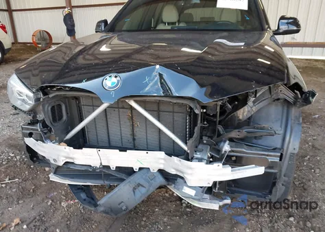 2021 BMW X3 xDrive30I z USA, uszkodzony, nr VIN 5UXTY5C04M9H69733